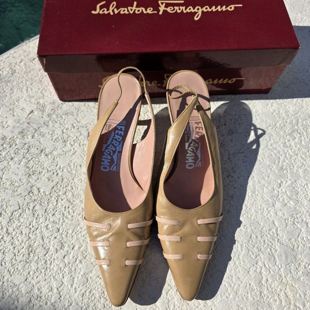 Vintage Salvatore Ferragamo Rosier Beige Leather Slingback Heels — Size 7.5 B